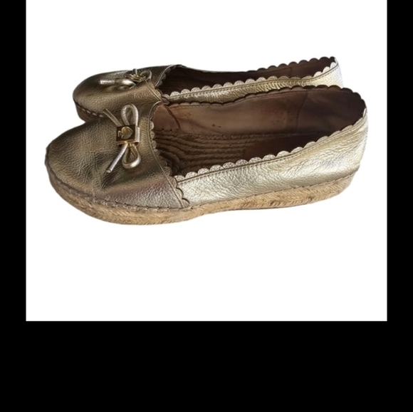 Kate Spade Gold Metallic Loafers  Women Sz 7.5 Loranne Slip On Bow Platform - Picture 1 of 16
